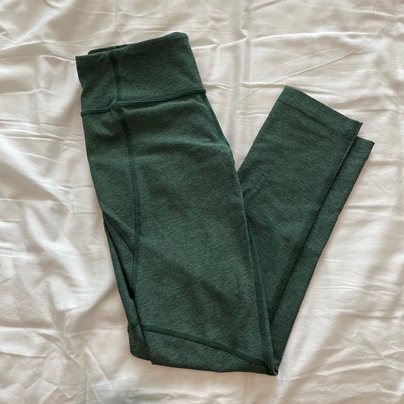 Outdoor Voices 3/4 Warmup legging in Hunter Green - Picture 6 of 7